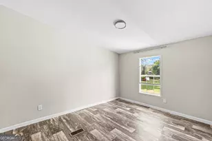 1916 Danielle Dr, Waycross, GA 31503 - Photo 11