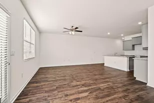 1402 Gray Br Dr, Lawrenceville, GA 30045 - Photo 15