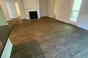 832 Hidden Hollow Cir, Commerce, GA 30529 - Photo 3