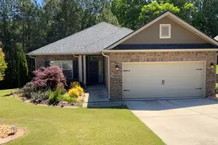 832 Hidden Hollow Cir, Commerce, GA 30529 - Photo 1