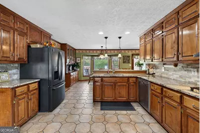 205 Eastfield Drive, McDonough, GA 30252 - Photo 13