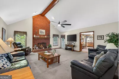 205 Eastfield Drive, McDonough, GA 30252 - Photo 9