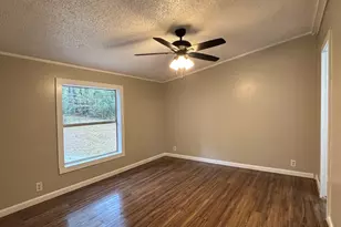 409 Paiute Rd, Locust Grove, GA 30248 - Photo 13