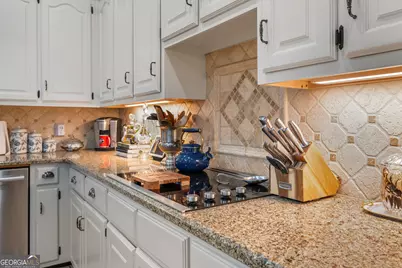 1017 Riverside Drive, Lagrange, GA 30240 - Photo 9