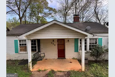 699 NW Hillcrest Drive, Gainesville, GA 30501 - Photo 1