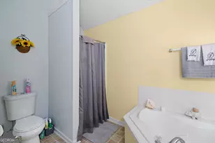 6408 Sparrow Way, Stone Mountain, GA 30087 - Photo 17