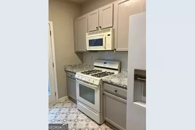 6283 Shoreview Circle, Flowery Branch, GA 30542 - Photo 7