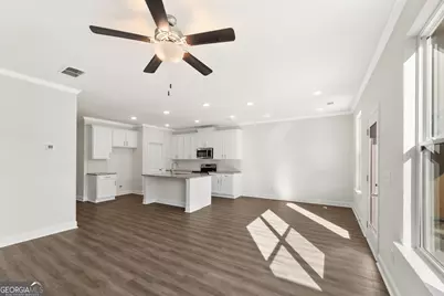 5649 Overview Drive, Flowery Branch, GA 30542 - Photo 9