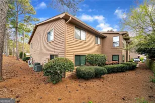 1701 Parkaire Crossing, Marietta, GA 30068 - Photo 3