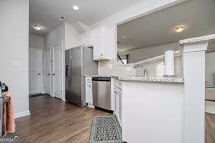 237 Merritt Cir, Newnan, GA 30263 - Photo 9