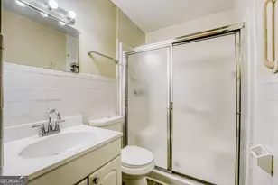 1340 Pineglen Dr, Riverdale, GA 30296 - Photo 7