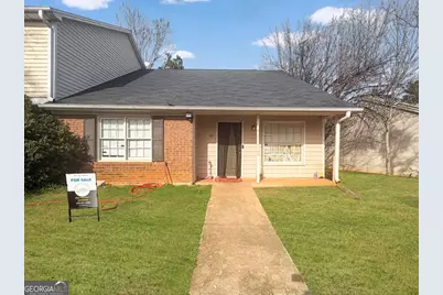 660 Browning Lane SE, Conyers, GA 30013 - Photo 1