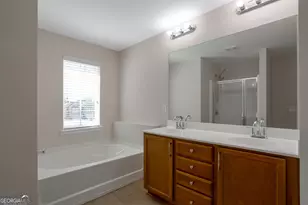 3275 Clear View Dr, Snellville, GA 30078 - Photo 9
