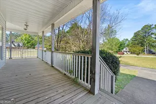 40 Carolyn Ct, Social Circle, GA 30025 - Photo 5