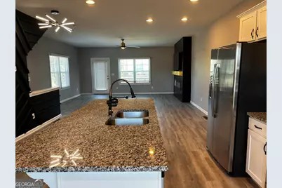 3627 Hawthorne Terrace, Atlanta, GA 30337 - Photo 5