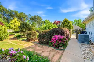 120 Shilling Way, Newnan, GA 30263 - Photo 3