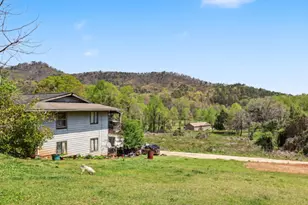 202 Old Screamer St, Clayton, GA 30525 - Photo 17