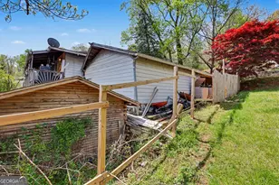 202 Old Screamer St, Clayton, GA 30525 - Photo 9