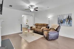 1880 Plainsboro Dr, Lithonia, GA 30058 - Photo 9