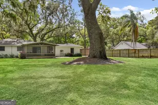 205 Youngwood Dr, Saint Simons, GA 31522 - Photo 27