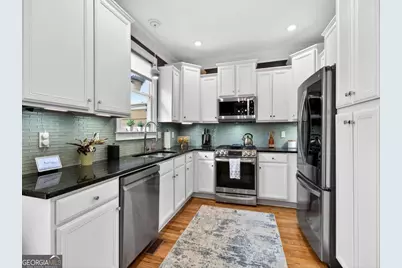 1079 Marietta Boulevard NW #7, Atlanta, GA 30318 - Photo 9