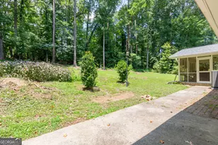 1976 Emerald Dr, Jonesboro, GA 30236 - Photo 31