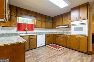 1976 Emerald Dr, Jonesboro, GA 30236 - Photo 13