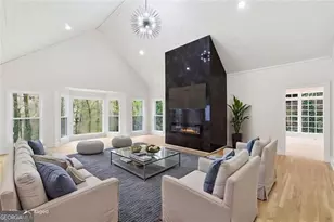 7170 Riverside Dr NW, Atlanta, GA 30328 - Photo 9