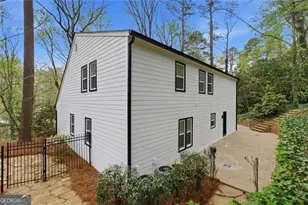 7170 Riverside Dr NW, Atlanta, GA 30328 - Photo 49