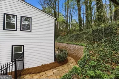 7170 Riverside Drive NW, Atlanta, GA 30328 - Photo 49