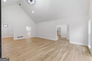 7170 Riverside Dr NW, Atlanta, GA 30328 - Photo 11