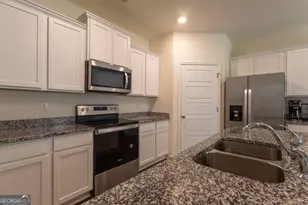 115 Taylor Woods Ct, Bonaire, GA 31005 - Photo 9