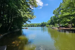 187 Shoreline Cir, Newnan, GA 30263 - Photo 3
