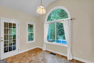 260 Kensington Dr, Sharpsburg, GA 30277 - Photo 13