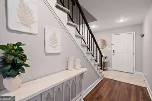 6980 Roswell Rd, Atlanta, GA 30328 - Photo 3