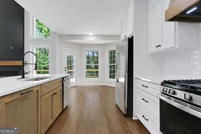 6259 Spring Lake Drive, Flowery Branch, GA 30542 - Photo 17