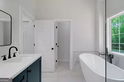 6259 Spring Lake Drive, Flowery Branch, GA 30542 - Photo 29