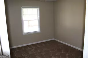 2084 Marbut Ln, Lithonia, GA 30058 - Photo 17