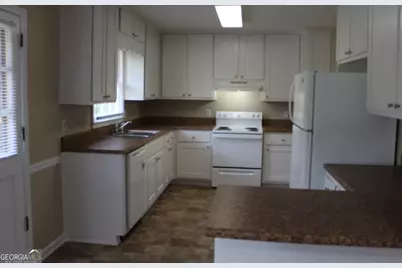 2084 Marbut Lane, Lithonia, GA 30052 - Photo 23