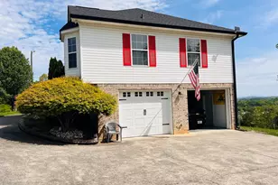 2009 Ashley Ln, Dalton, GA 30721 - Photo 3