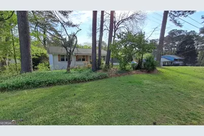 490 Village Green Court SW, Lilburn, GA 30047 - Photo 3