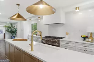 3829 Fox Hills Dr, Marietta, GA 30067 - Photo 17