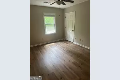 180 Forrest Lake Drive, Fayetteville, GA 30215 - Photo 13