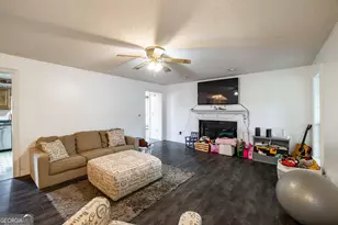 2356 Stone Dr, Comer, GA 30629 - Photo 7