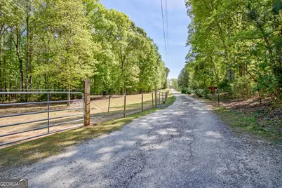 404 Tranquil Cemetary Road, Senoia, GA 30276 - Photo 7