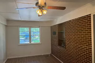 105 Dogwood Dr, Lagrange, GA 30241 - Photo 3