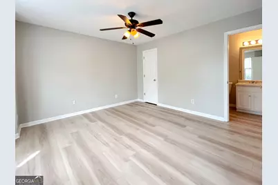 5983 Hitt Lake Trail, Stone Mountain, GA 30087 - Photo 9