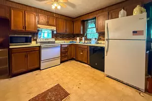 1131 Glade Creek Pkwy, Mount Airy, GA 30563 - Photo 7