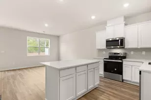 208 Kenmore Cir, Perry, GA 31069 - Photo 5