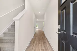 208 Kenmore Cir, Perry, GA 31069 - Photo 3